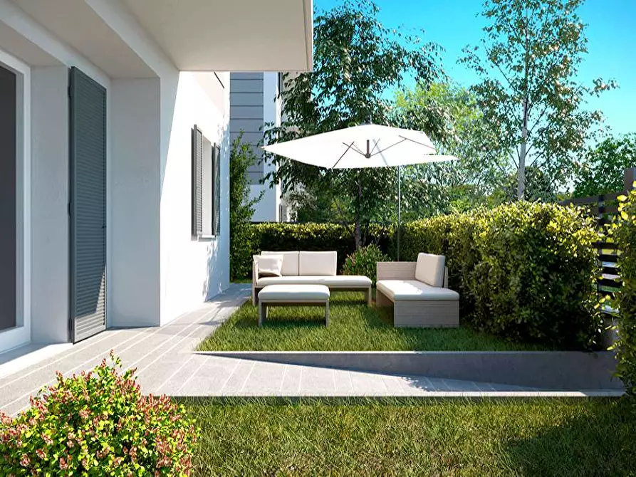 Immagine 5 di Appartamento in vendita  a Reggio Nell'emilia