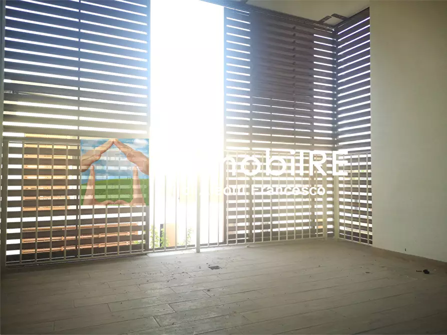 Immagine 19 di Appartamento in vendita  a Reggio Nell'emilia