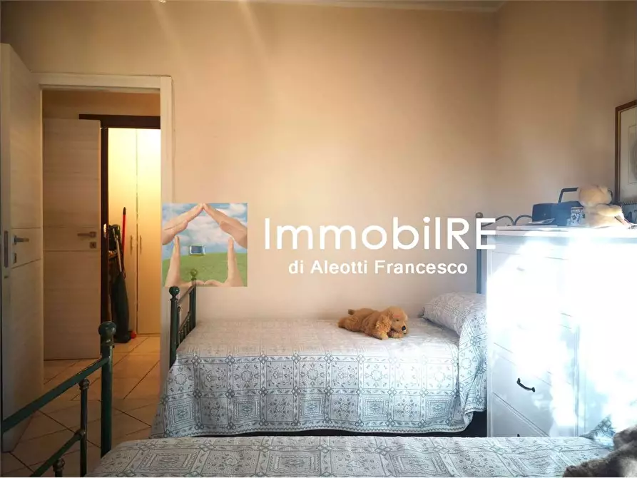 Immagine 35 di Appartamento in vendita  a Reggio Nell'emilia