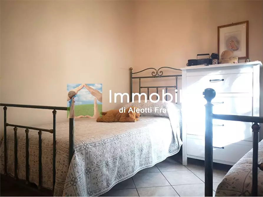 Immagine 33 di Appartamento in vendita  a Reggio Nell'emilia