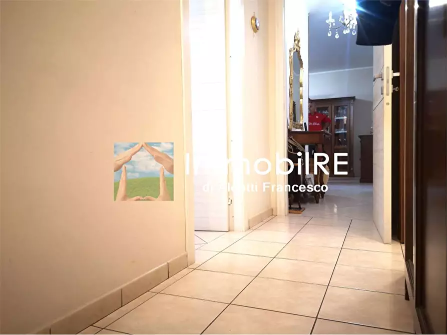 Immagine 29 di Appartamento in vendita  a Reggio Nell'emilia