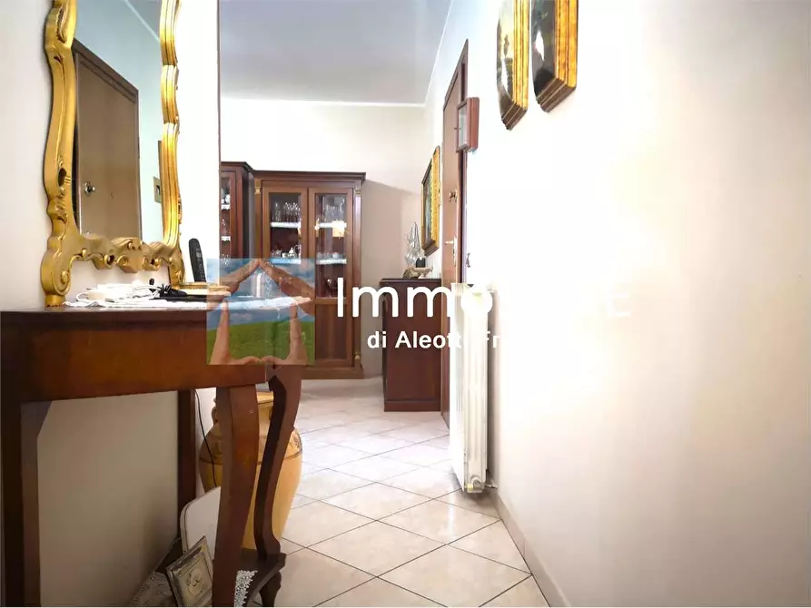 Immagine 38 di Appartamento in vendita  a Reggio Nell'emilia