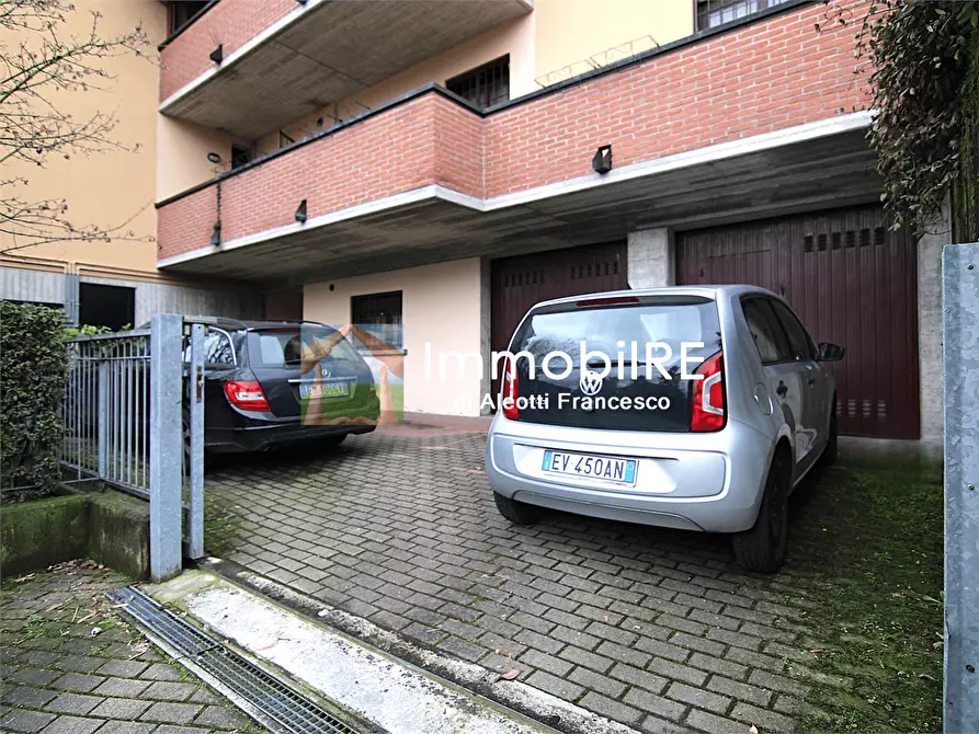 Immagine 35 di Maisonette in vendita  a Reggio Nell'emilia