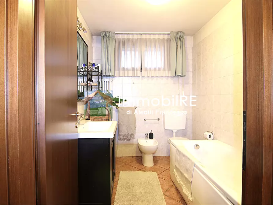 Immagine 29 di Maisonette in vendita  a Reggio Nell'emilia