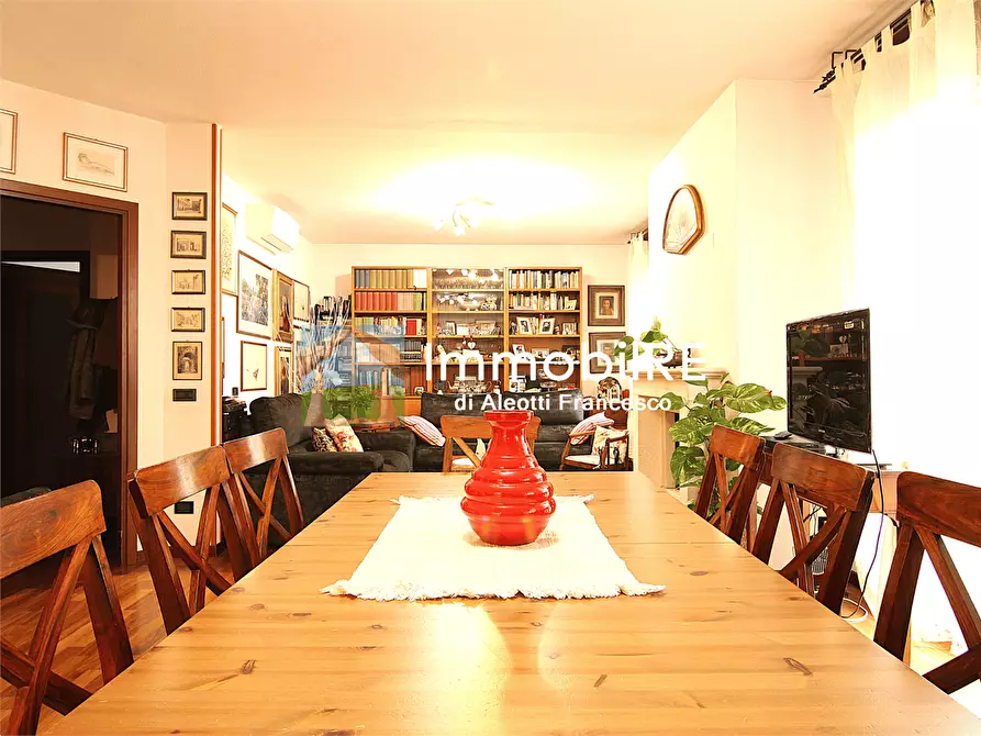 Immagine 10 di Maisonette in vendita  a Reggio Nell'emilia