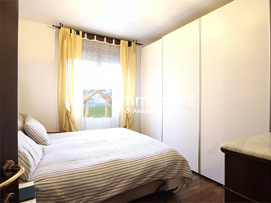 Immagine 18 di Maisonette in vendita  a Reggio Nell'emilia