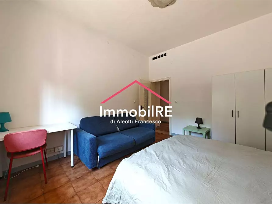 Immagine 8 di Appartamento in vendita  a Reggio Nell'emilia