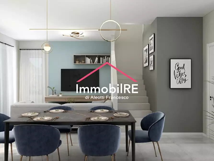 Immagine 18 di Casa bifamiliare in vendita  a Quattro Castella