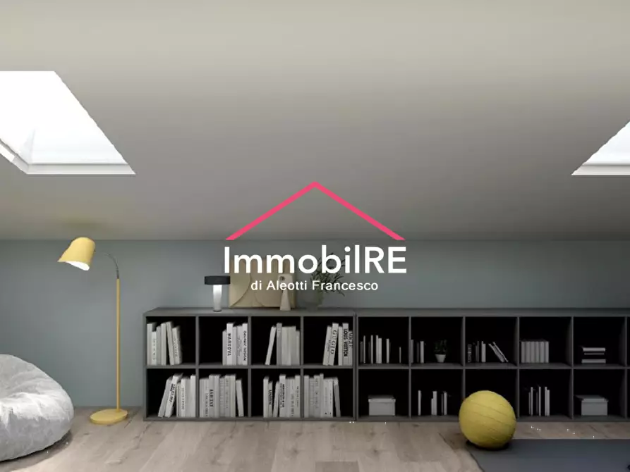 Immagine 37 di Casa bifamiliare in vendita  a Quattro Castella