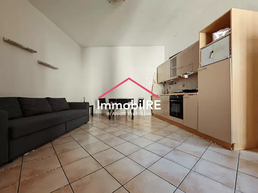 Immagine 6 di Appartamento in vendita  a Reggio Nell'emilia