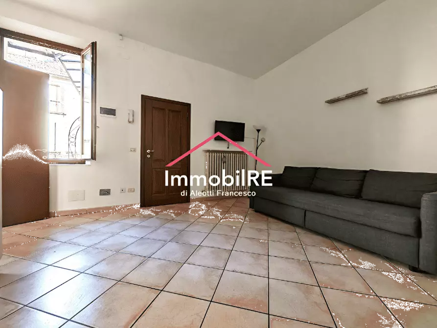 Immagine 9 di Appartamento in vendita  a Reggio Nell'emilia