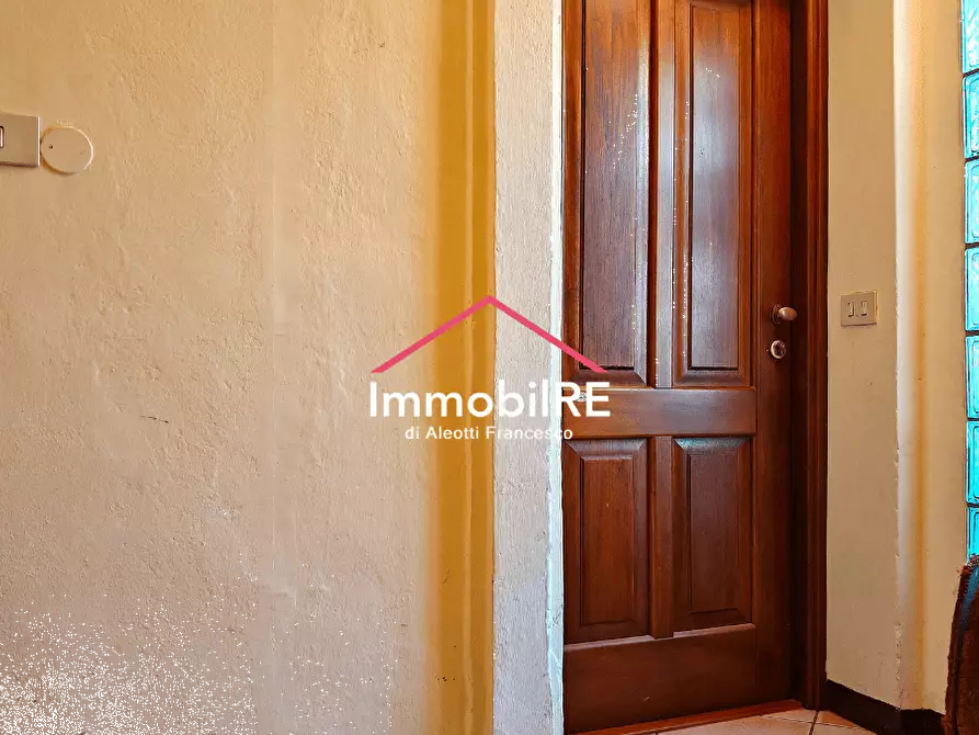 Immagine 30 di Appartamento in vendita  a Reggio Nell'emilia