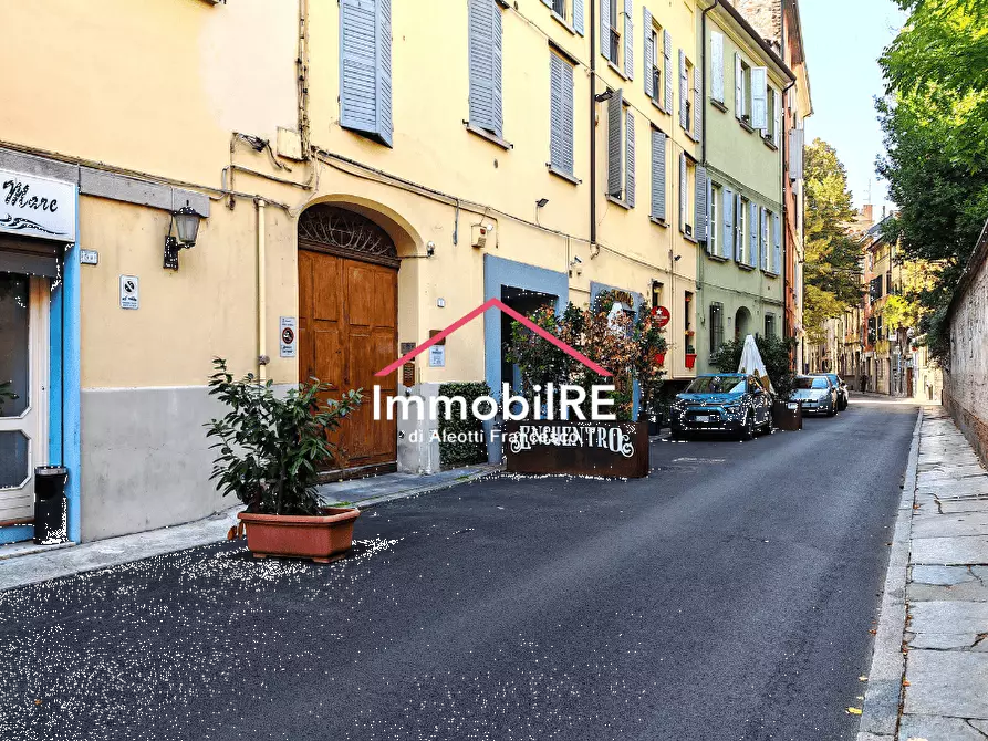 appartamento in vendita a Reggio nell'Emilia in zona Città Storica