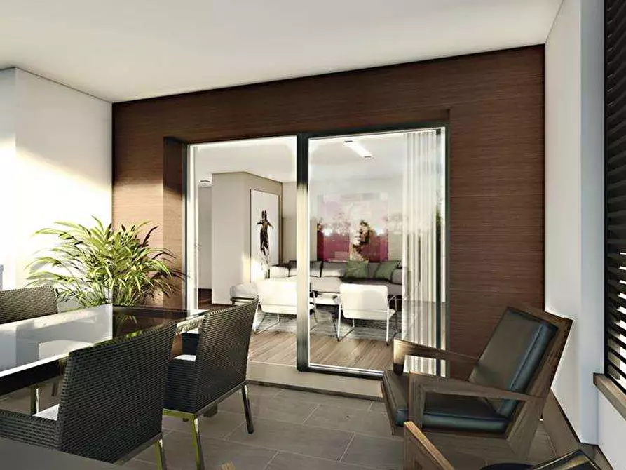 Immagine 12 di Appartamento in vendita  a Reggio Nell'emilia