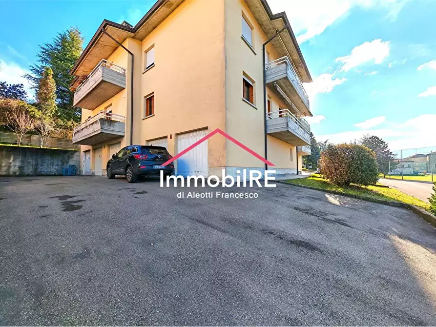 Immagine 44 di Appartamento in vendita  a Canossa