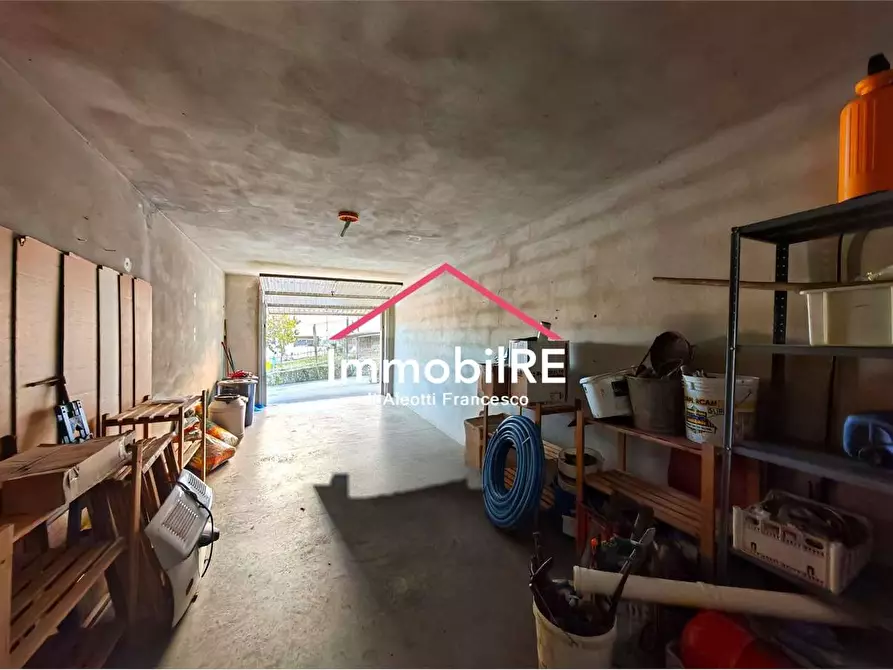 Immagine 43 di Appartamento in vendita  a Canossa