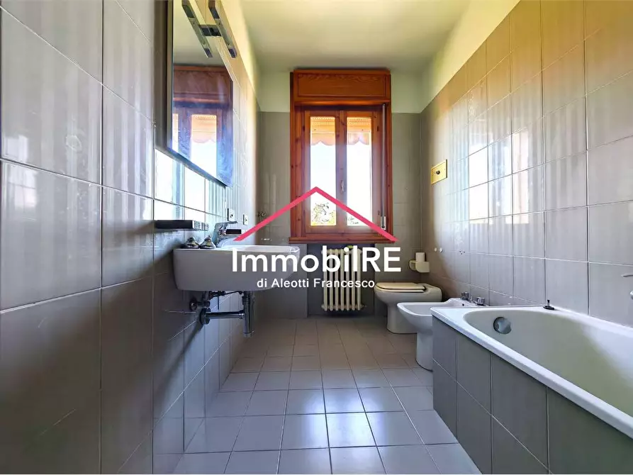 Immagine 31 di Appartamento in vendita  a Canossa