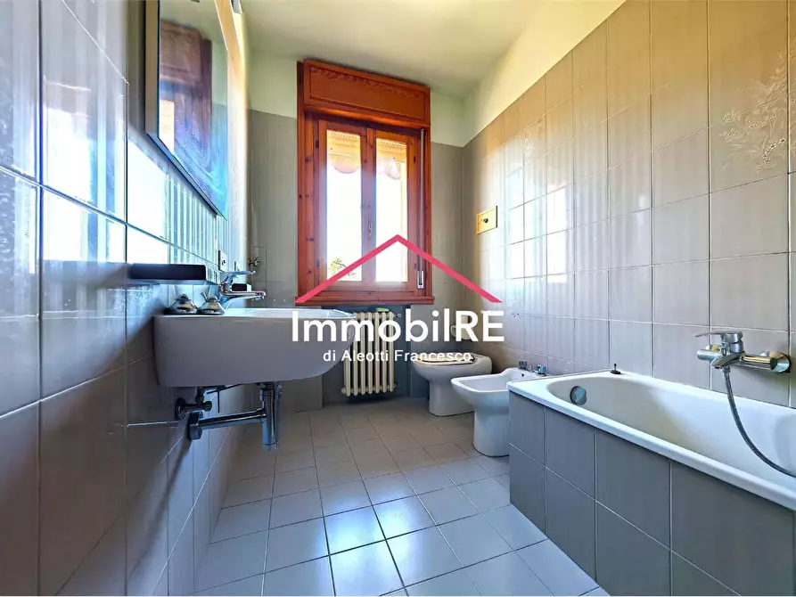 Immagine 32 di Appartamento in vendita  a Canossa