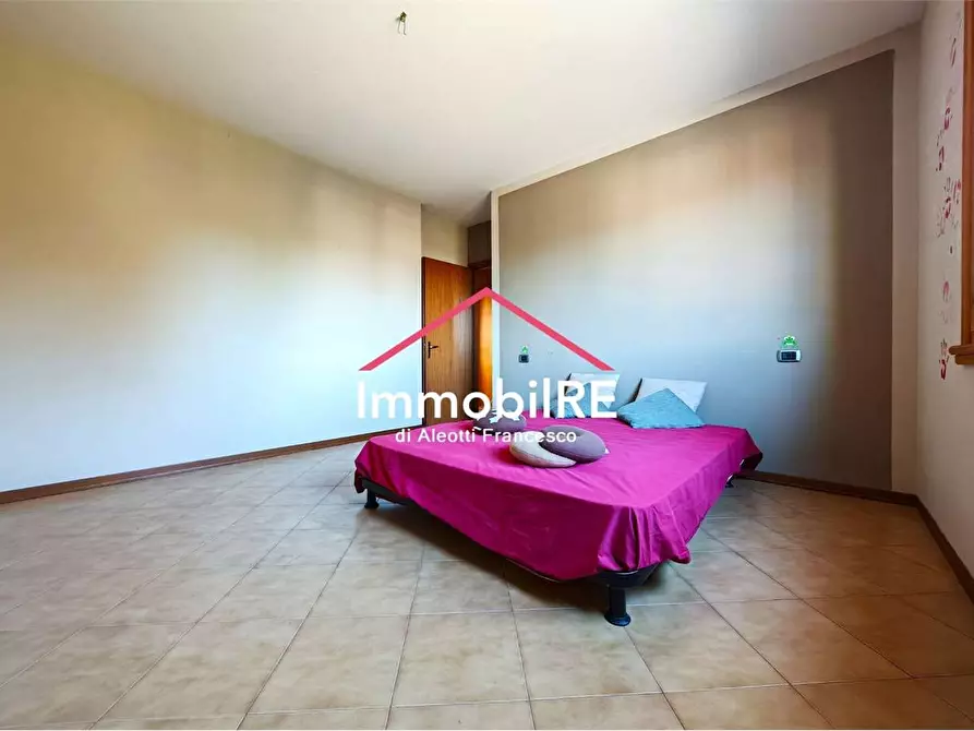 Immagine 29 di Appartamento in vendita  a Canossa