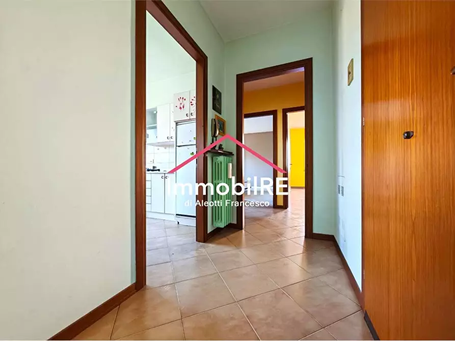 Immagine 17 di Appartamento in vendita  a Canossa