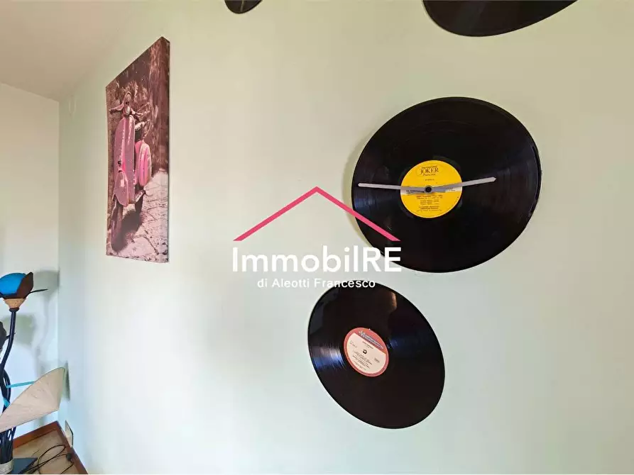 Immagine 9 di Appartamento in vendita  a Canossa