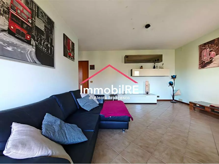 Immagine 14 di Appartamento in vendita  a Canossa