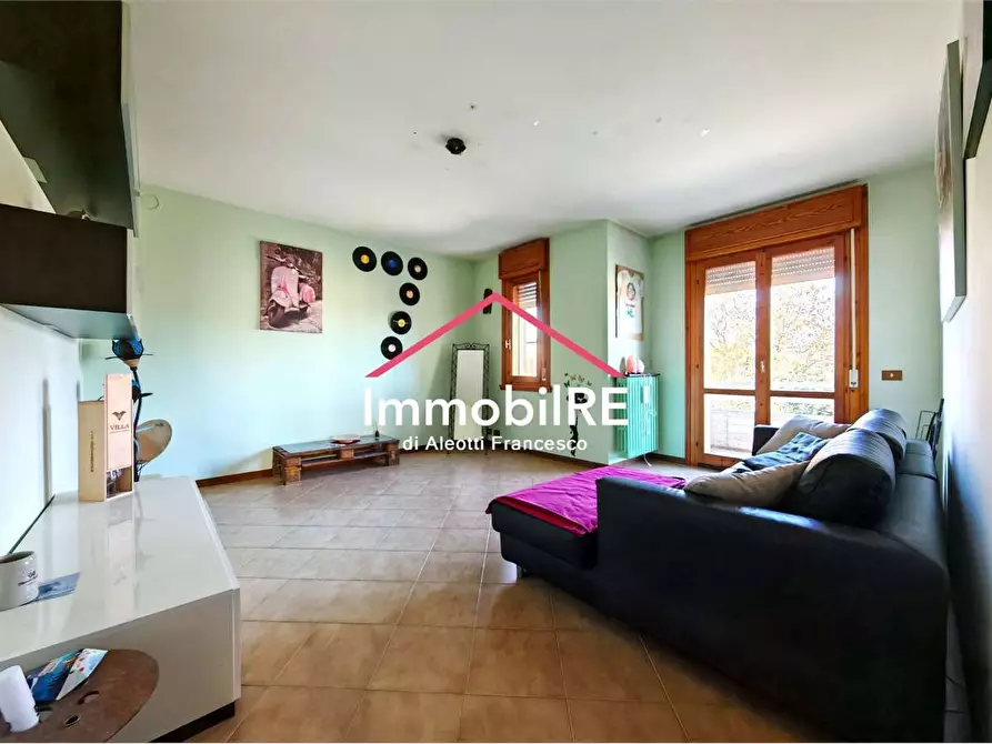 Immagine 5 di Appartamento in vendita  a Canossa