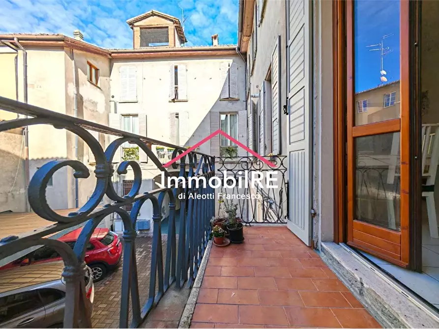 Immagine 10 di Appartamento in vendita  a Reggio Nell'emilia