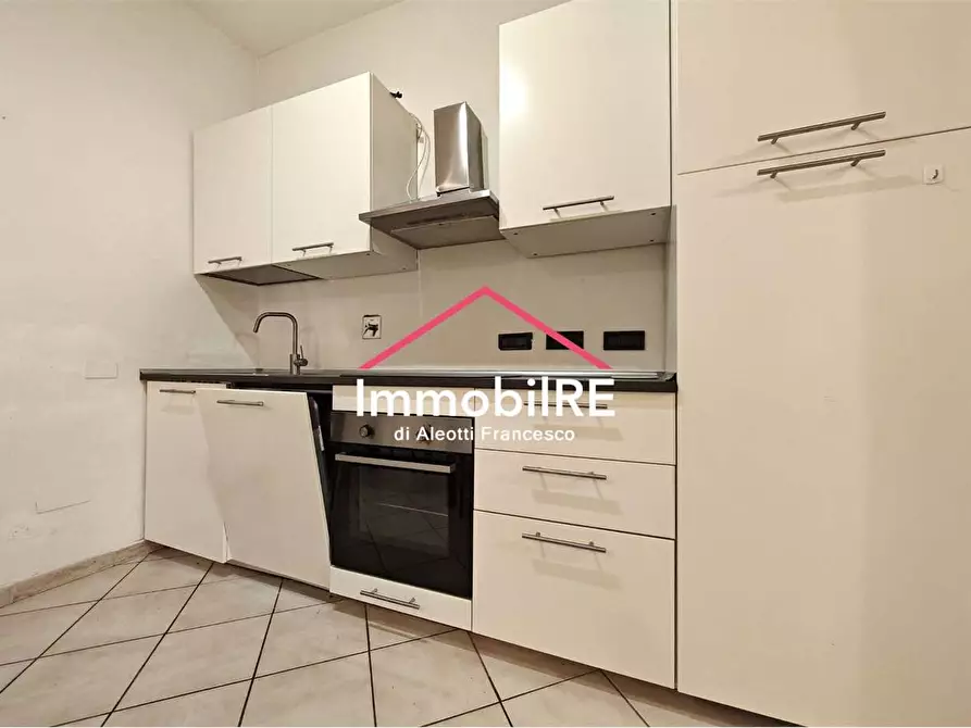 Immagine 12 di Appartamento in affitto  a Reggio Nell'emilia