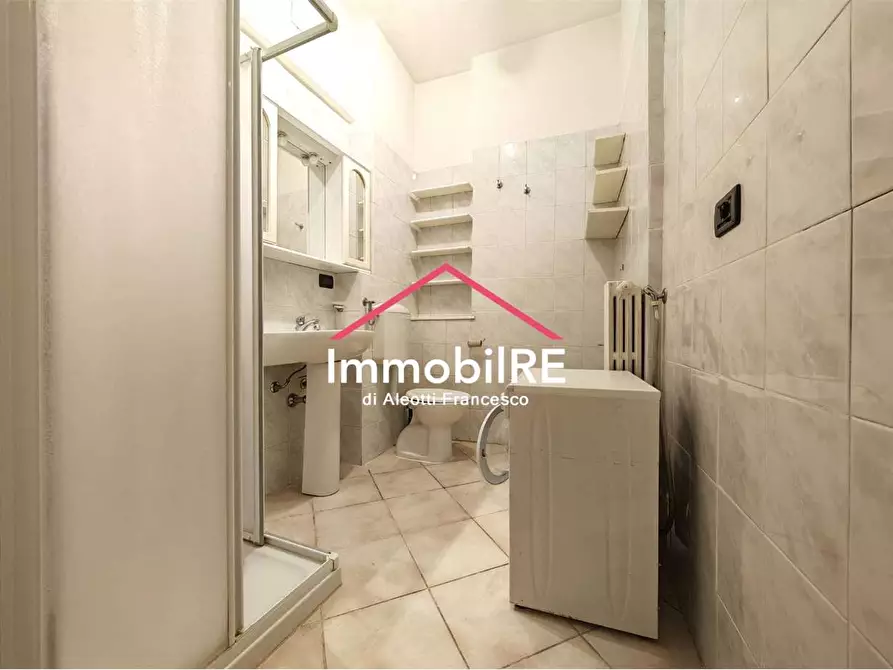 Immagine 21 di Appartamento in affitto  a Reggio Nell'emilia