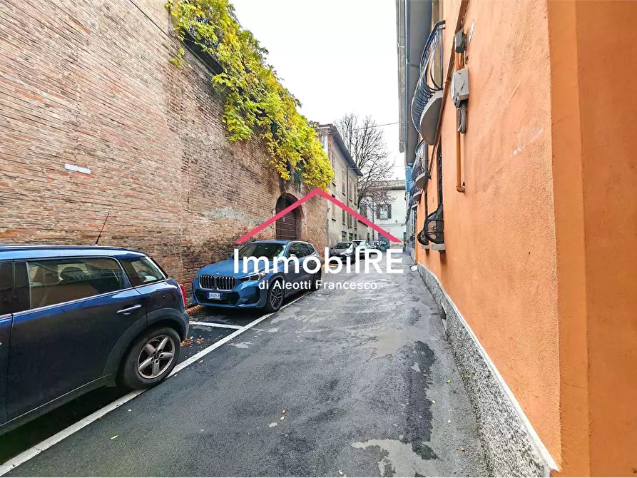 Immagine 26 di Appartamento in affitto  a Reggio Nell'emilia