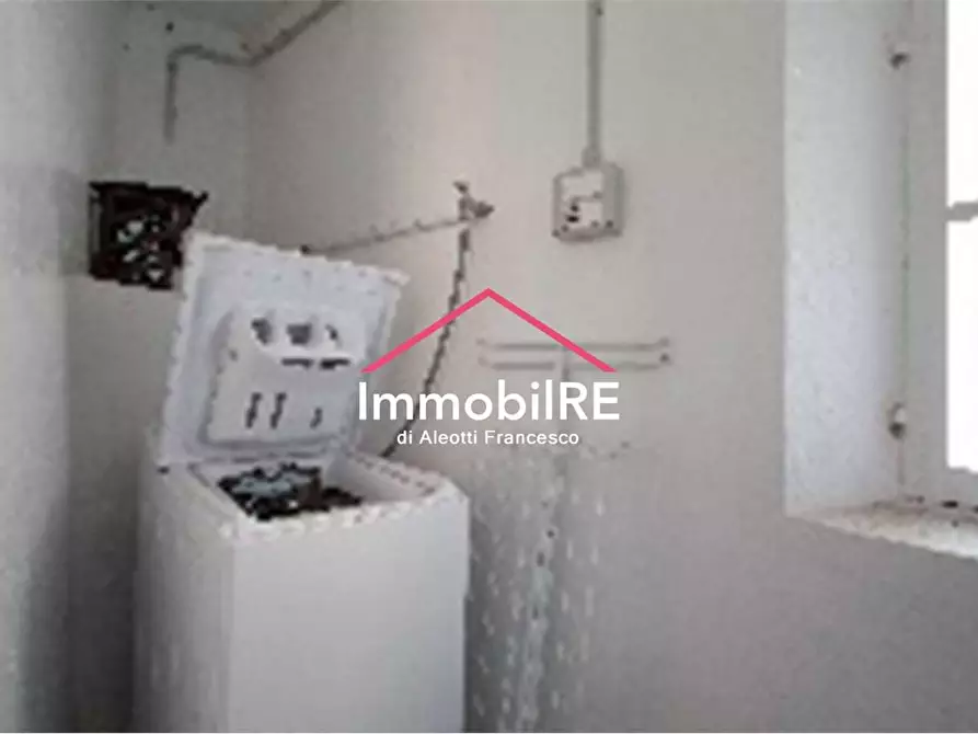 Immagine 9 di Appartamento in affitto  a Reggio Nell'emilia