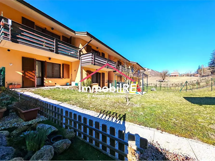 Immagine 47 di Appartamento in vendita  a Canossa