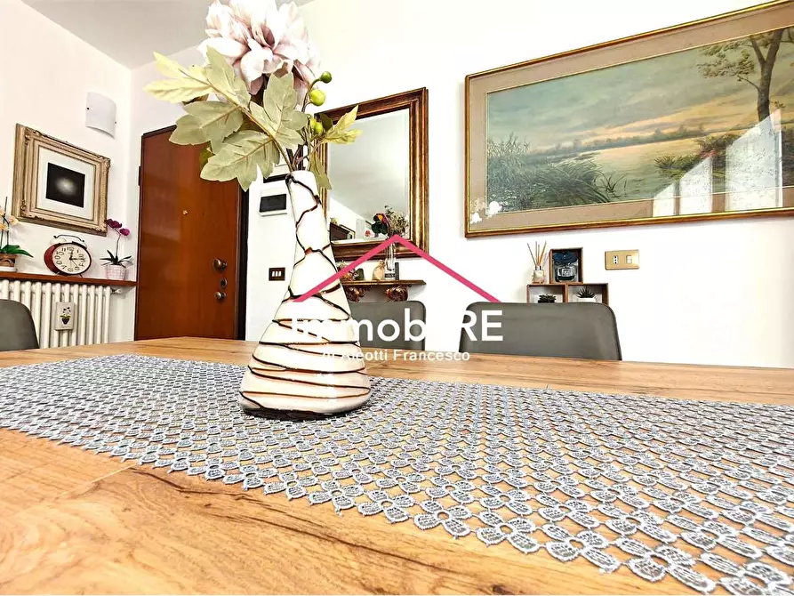 Immagine 12 di Appartamento in vendita  a Canossa