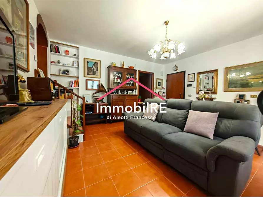 Immagine 14 di Appartamento in vendita  a Canossa