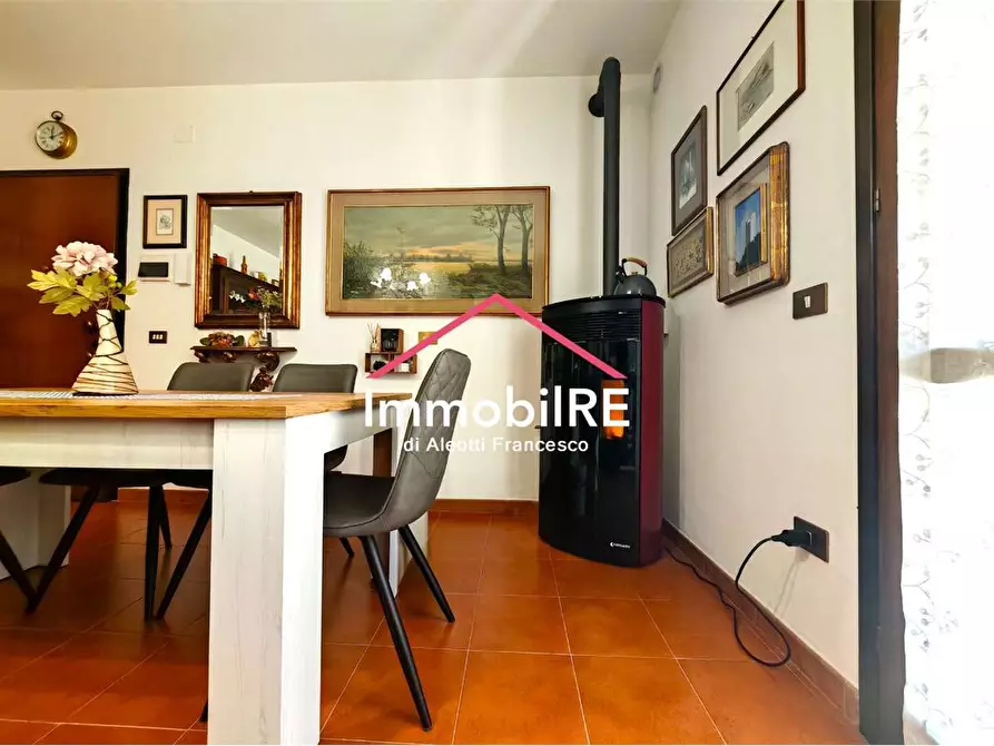 Immagine 13 di Appartamento in vendita  a Canossa