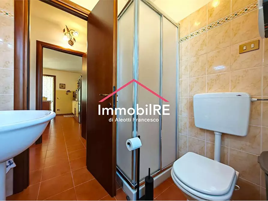 Immagine 44 di Appartamento in vendita  a Canossa