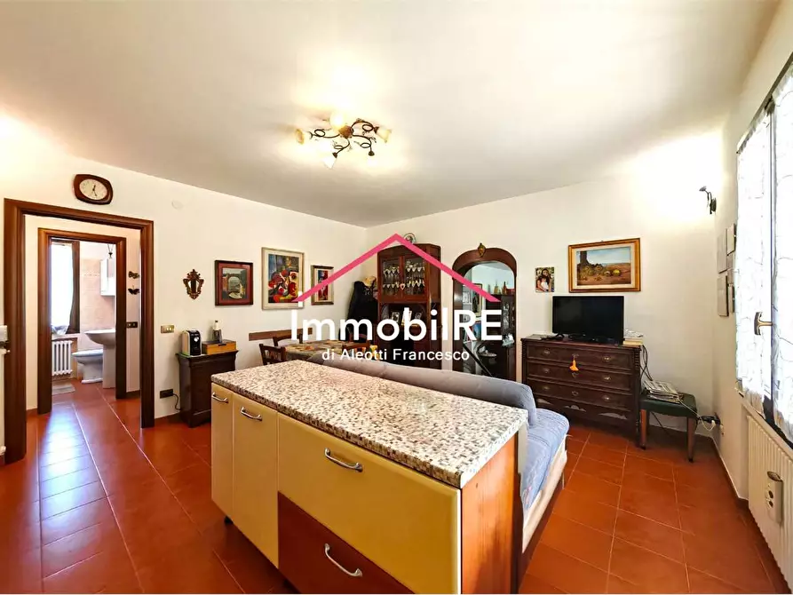 Immagine 20 di Appartamento in vendita  a Canossa