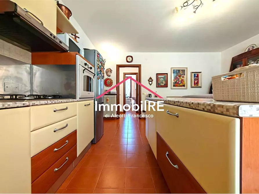 Immagine 21 di Appartamento in vendita  a Canossa