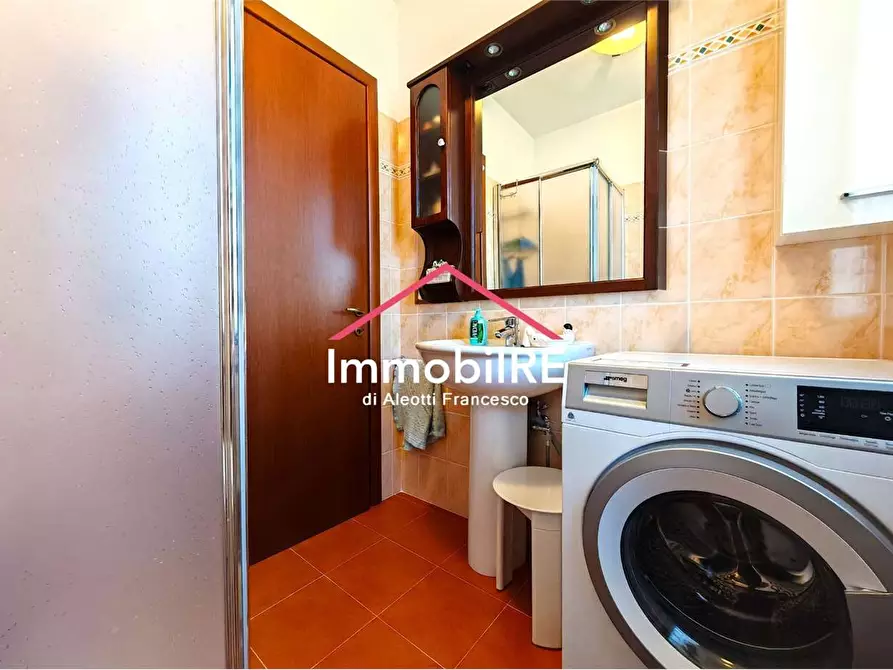 Immagine 35 di Appartamento in vendita  a Canossa