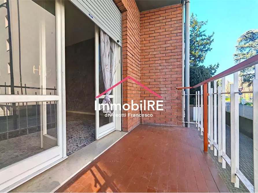 Immagine 7 di Appartamento in vendita  a Reggio Nell'emilia