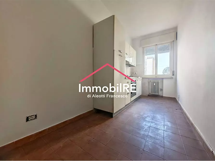 Immagine 14 di Appartamento in vendita  a Reggio Nell'emilia