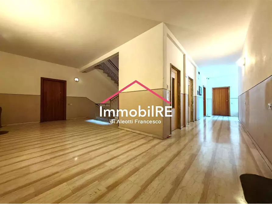 Immagine 34 di Appartamento in vendita  a Reggio Nell'emilia