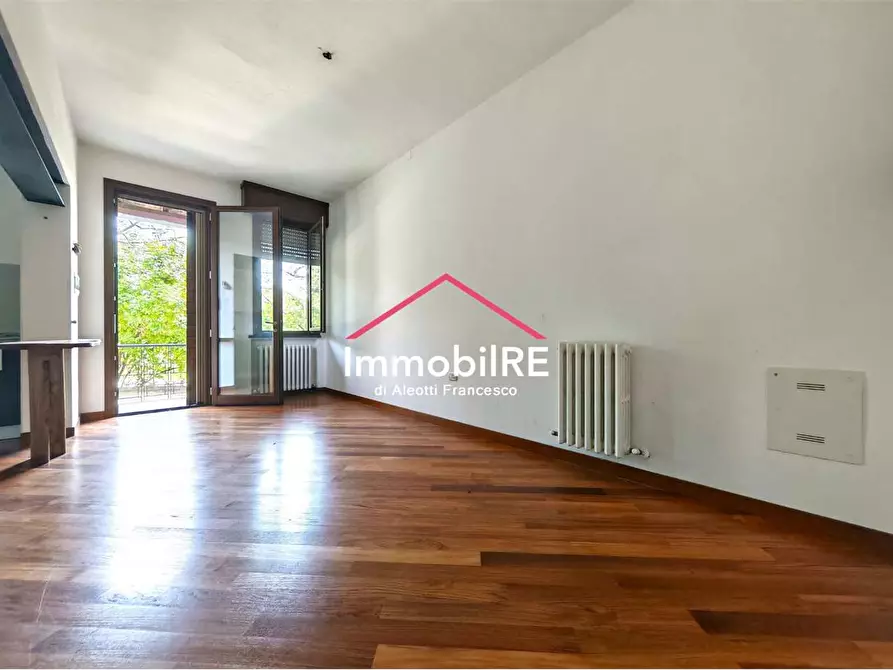 Immagine 8 di Appartamento in vendita  a Quattro Castella