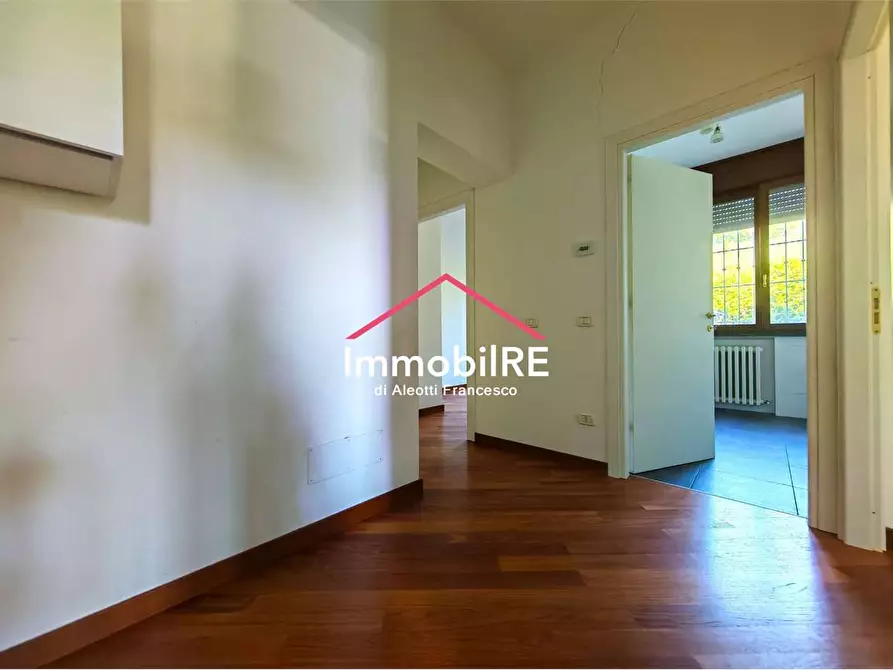 Immagine 17 di Appartamento in vendita  a Quattro Castella