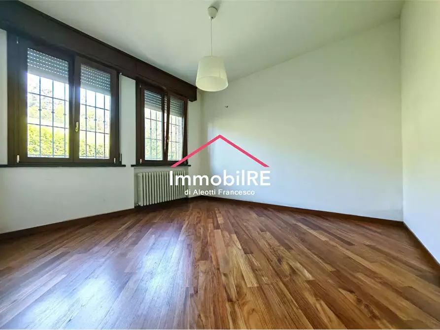 Immagine 19 di Appartamento in vendita  a Quattro Castella
