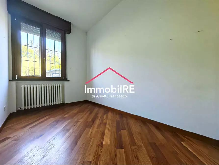 Immagine 32 di Appartamento in vendita  a Quattro Castella