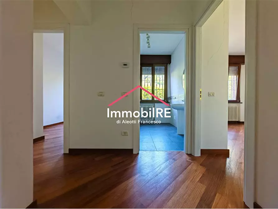 Immagine 18 di Appartamento in vendita  a Quattro Castella