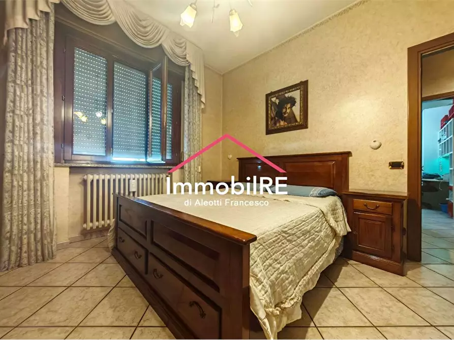 Immagine 30 di Casa indipendente in vendita  a Reggio Nell'emilia