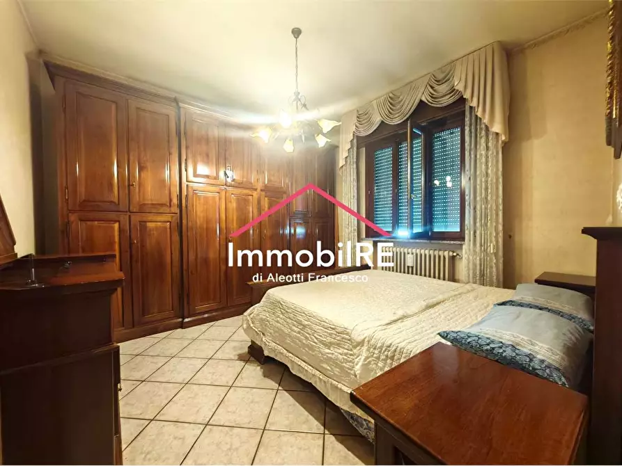 Immagine 29 di Casa indipendente in vendita  a Reggio Nell'emilia